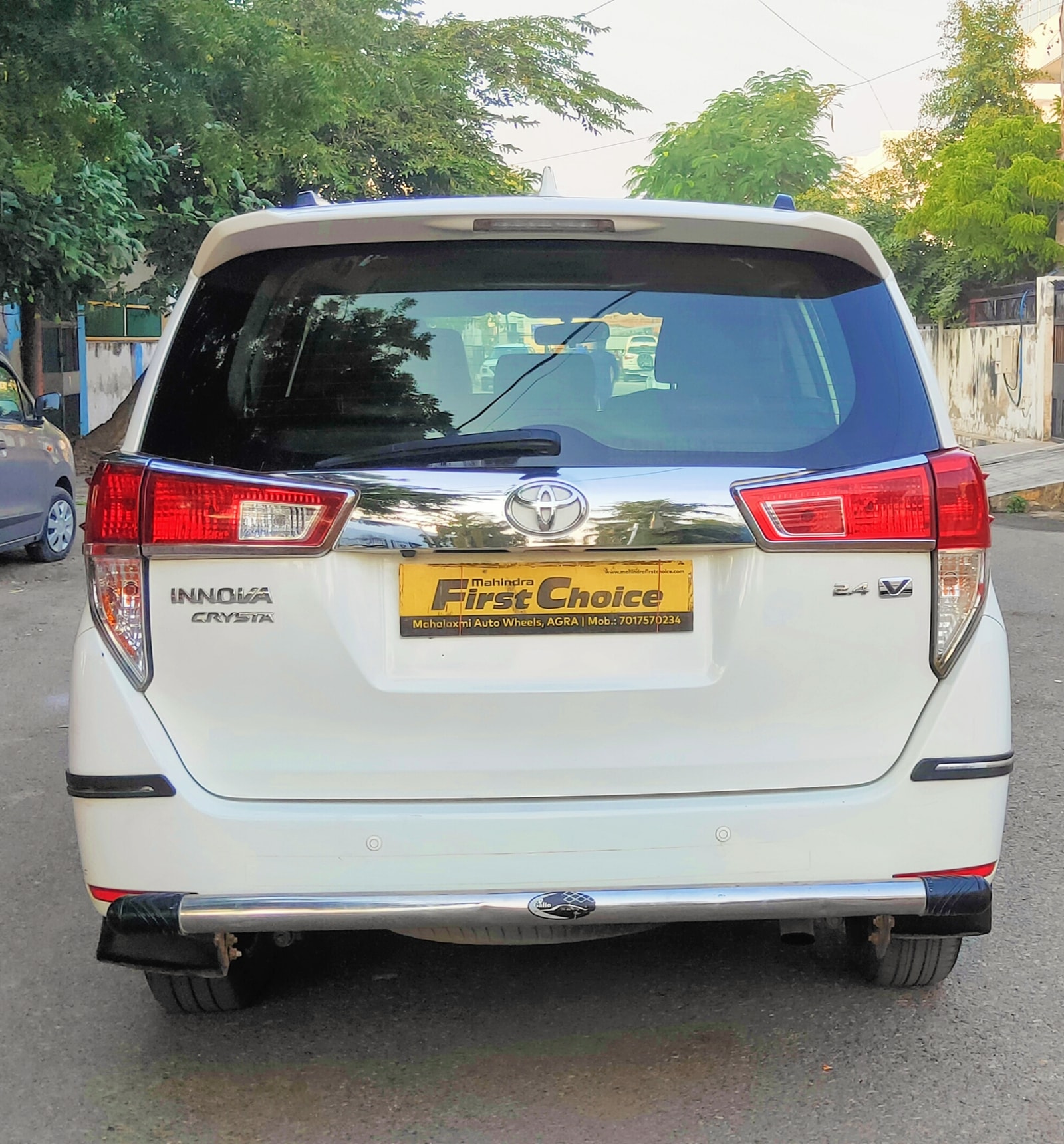 Innova Crysta image 7 Innova Crysta image 7