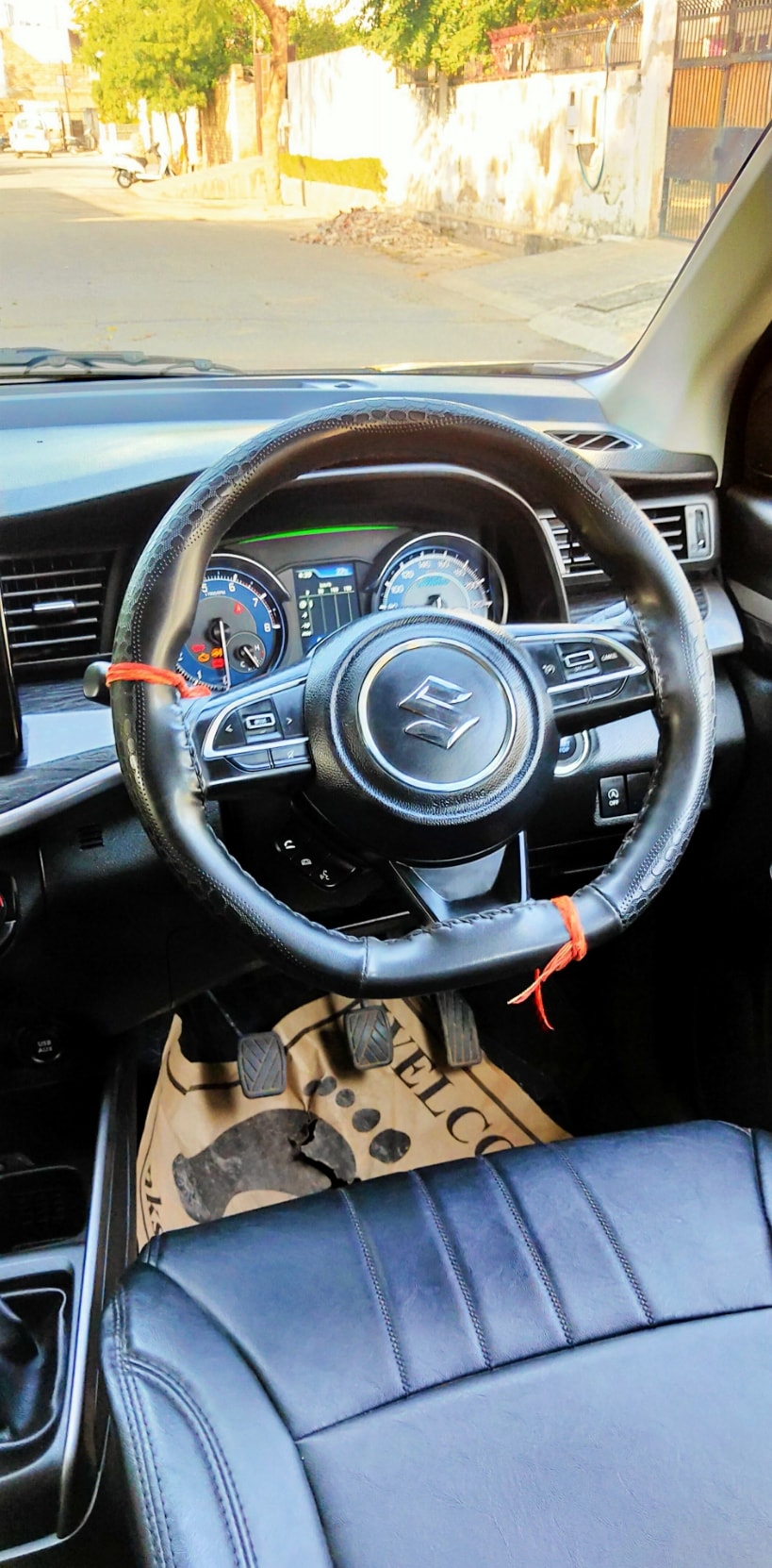 XL6 image 13 XL6 image 13