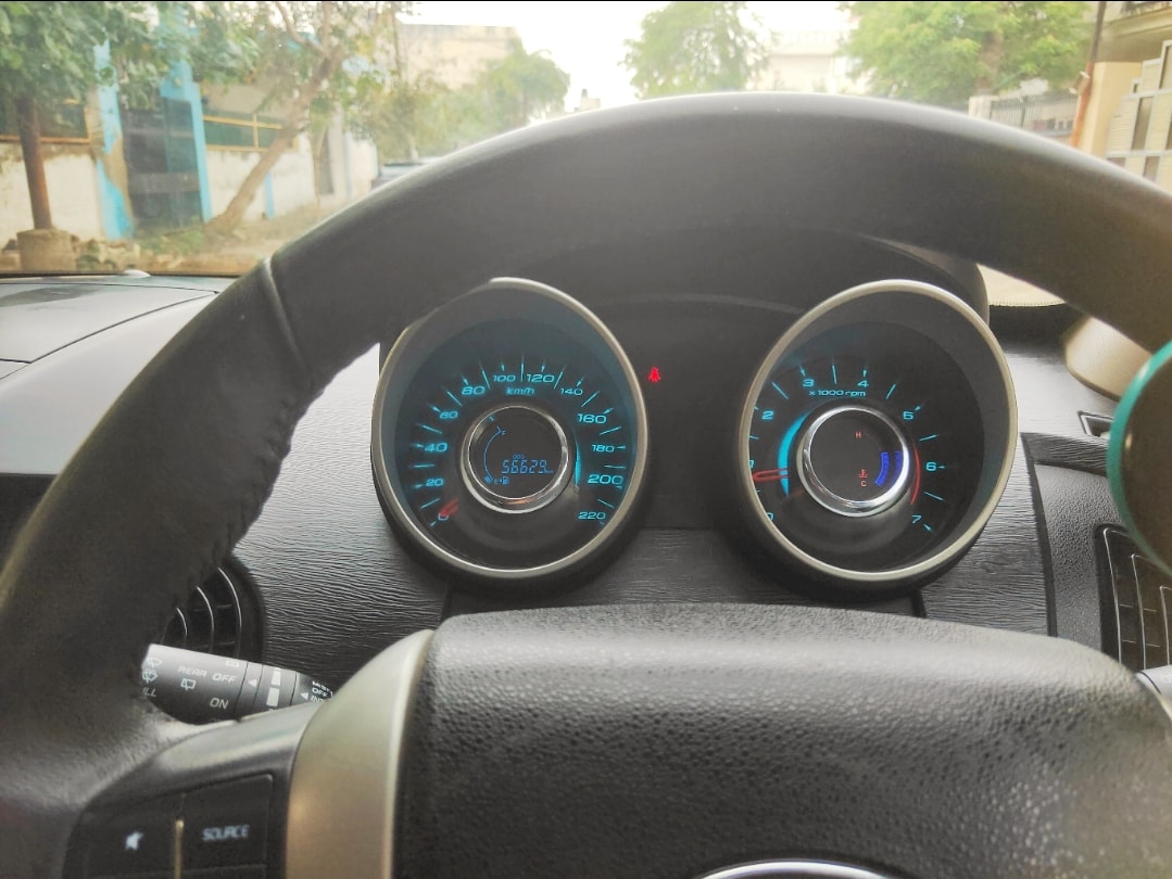 XUV500 image 11 XUV500 image 11