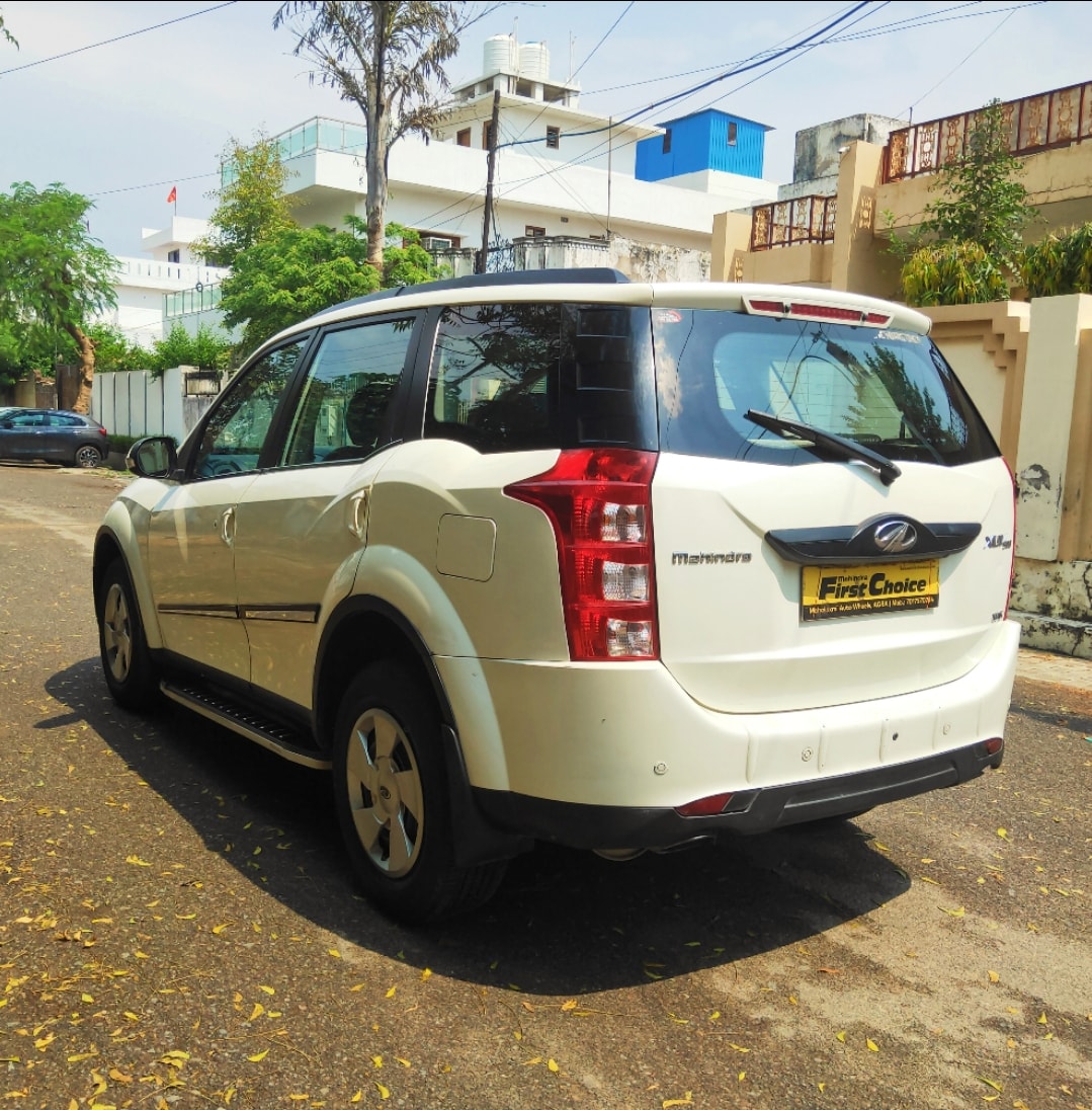 XUV500 image 3 XUV500 image 3