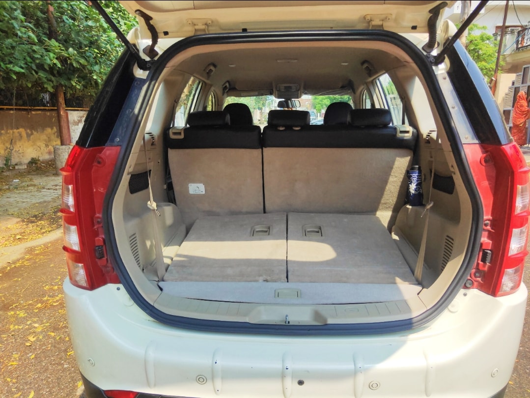 XUV500 image 10 XUV500 image 10