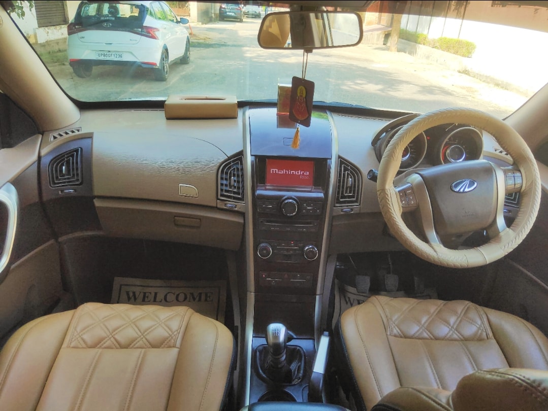 XUV500 image 12 XUV500 image 12