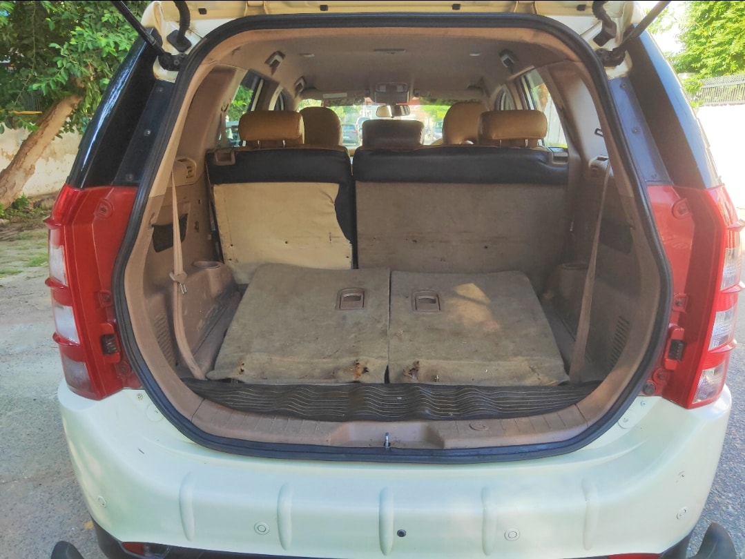 XUV500 image 10 XUV500 image 10