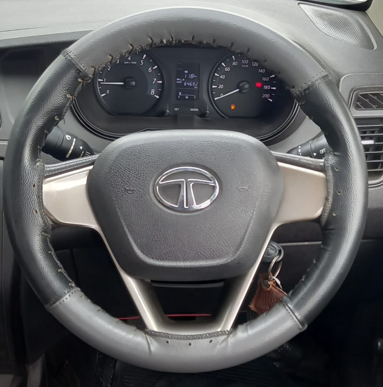 Bolt image 13 Bolt image 13