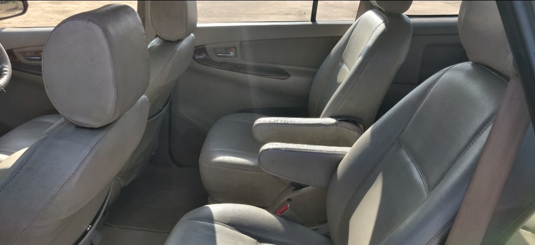 Innova image 3 Innova image 3