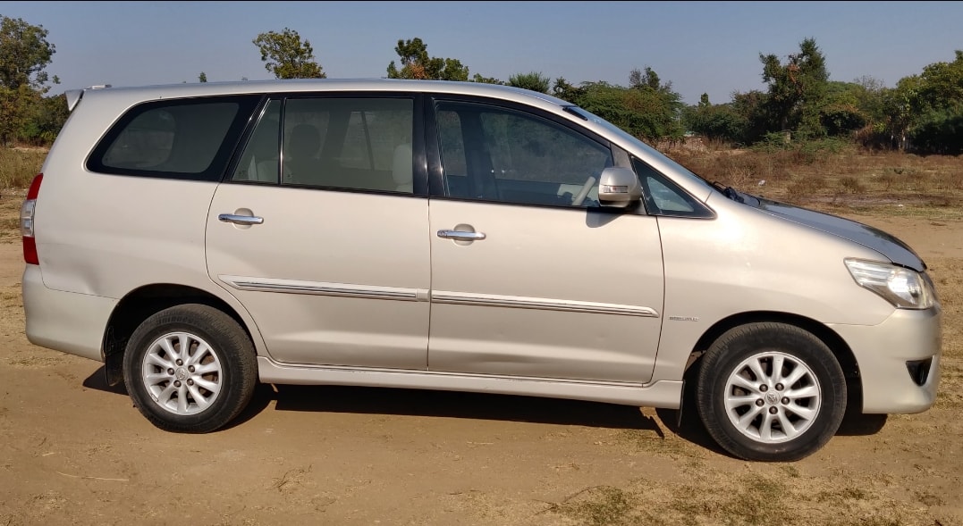 Innova image 14 Innova image 14