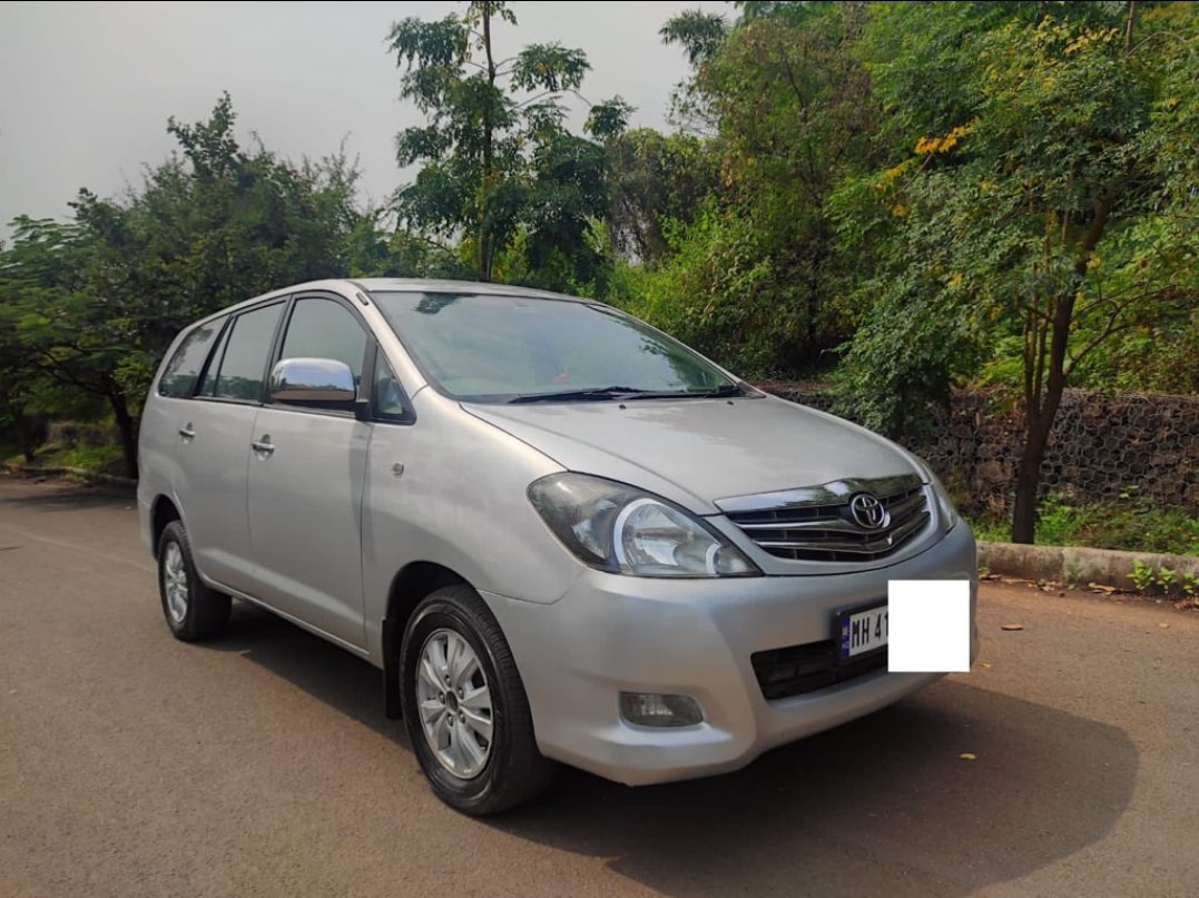 Innova image 7 Innova image 7