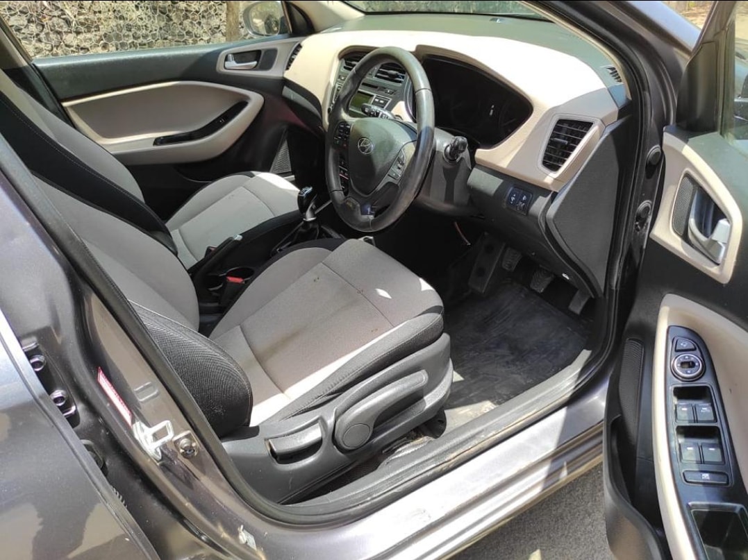 Elite i20 image 16 Elite i20 image 16