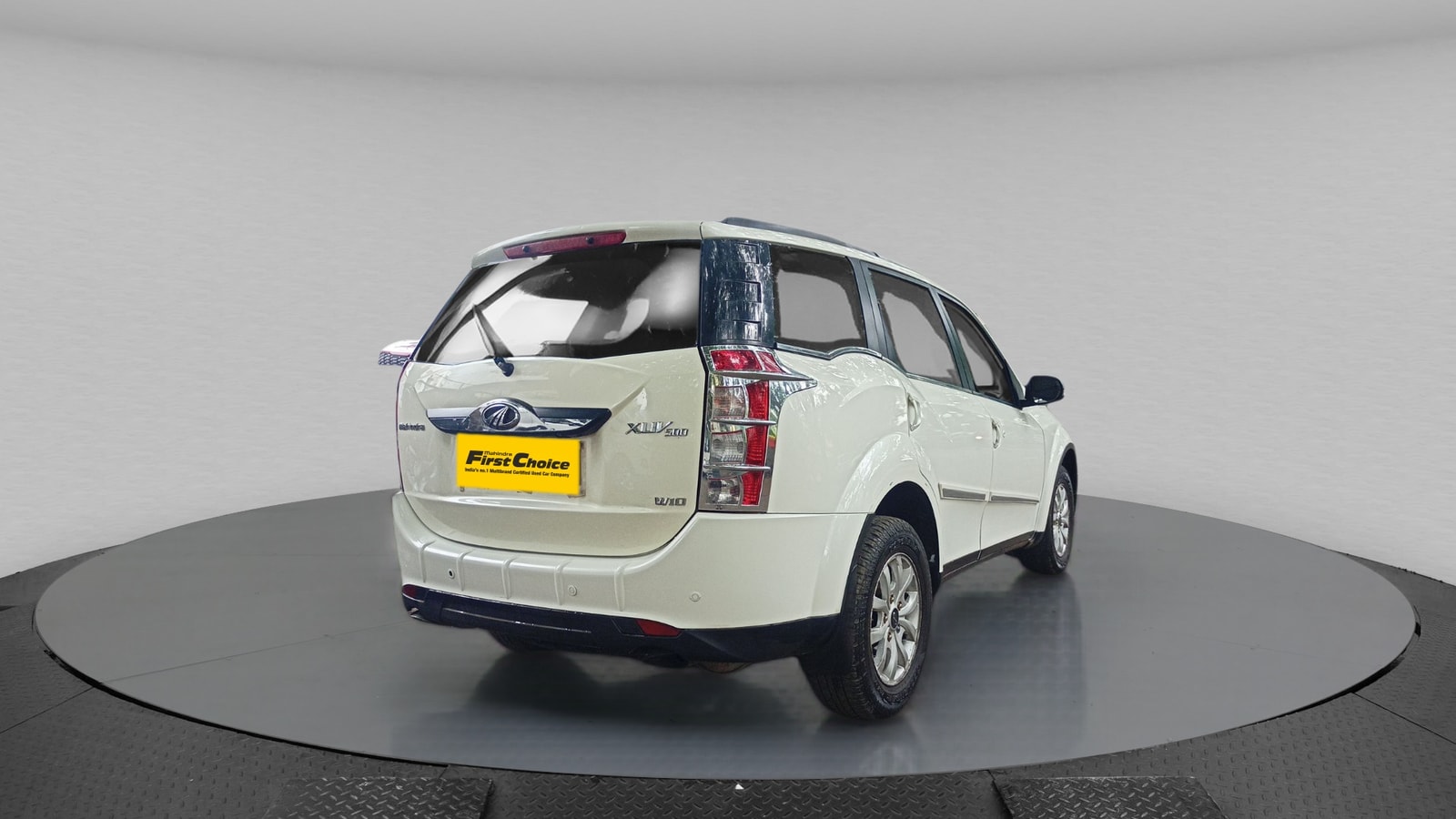 XUV500 image 6 XUV500 image 6