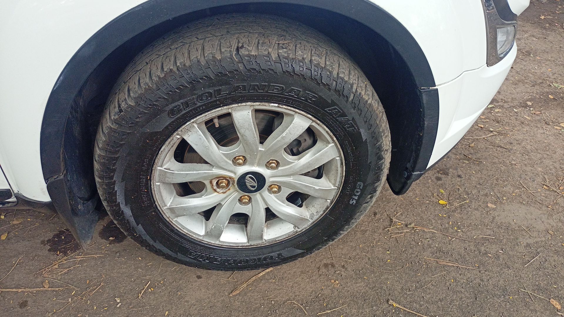 XUV500 image 11 XUV500 image 11