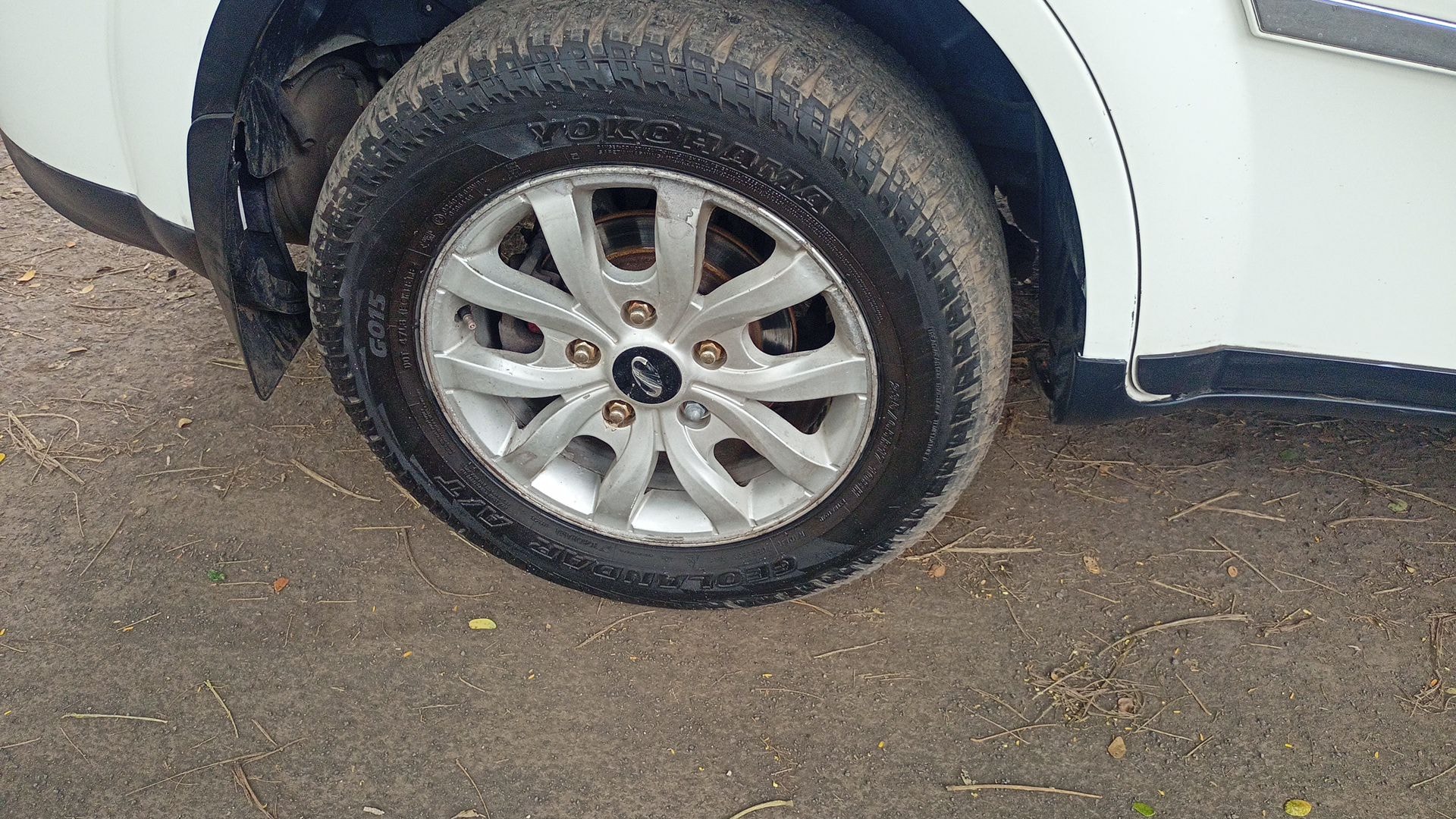 XUV500 image 13 XUV500 image 13