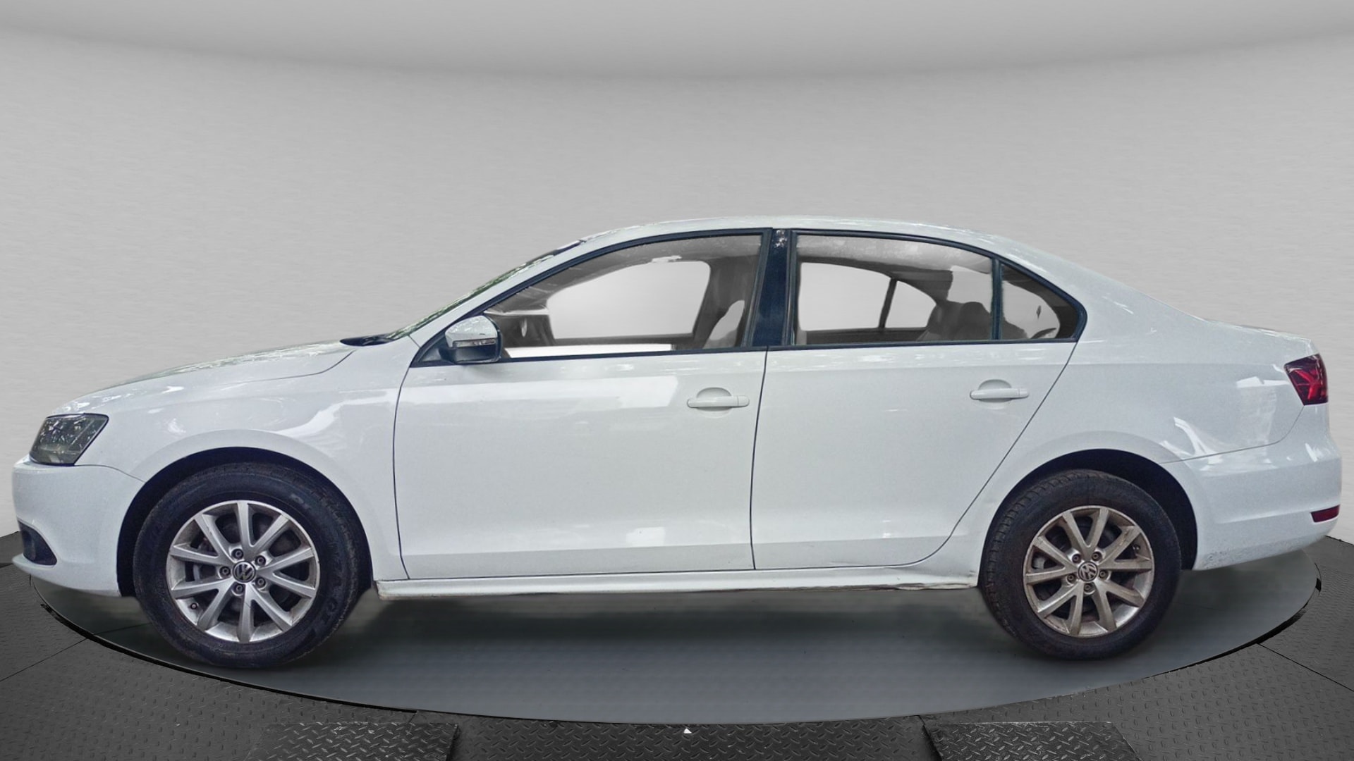 Jetta image 2 Jetta image 2