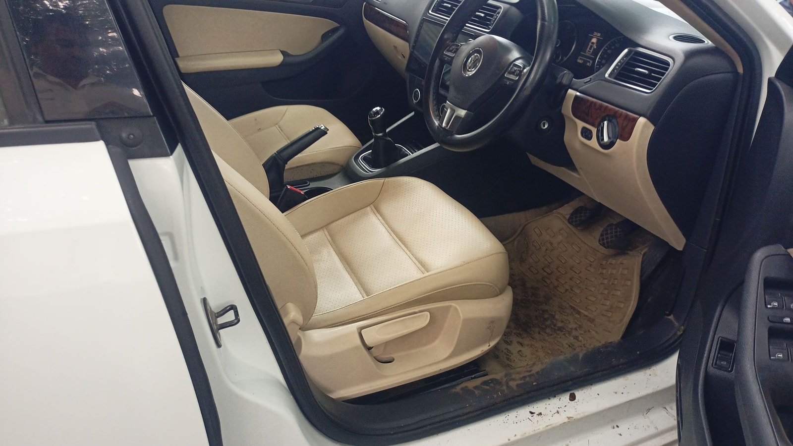 Jetta image 18 Jetta image 18