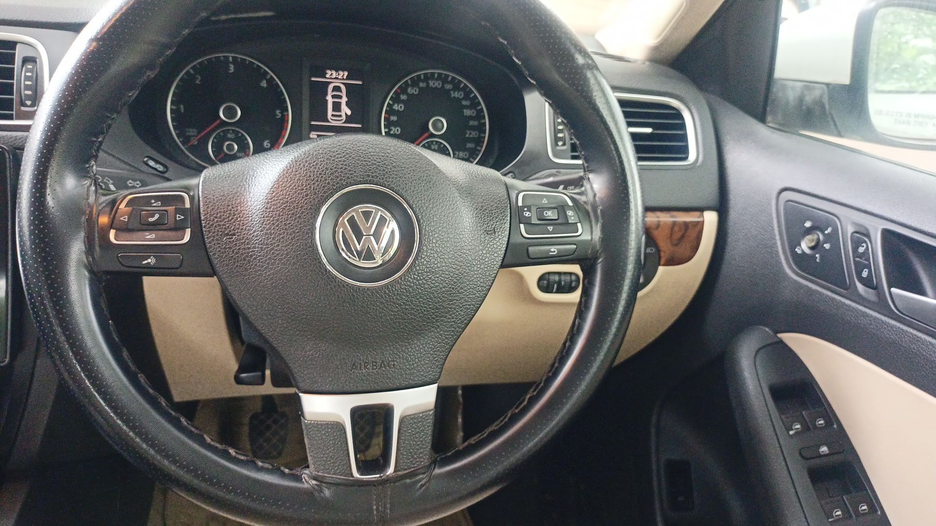 Jetta image 17 Jetta image 17