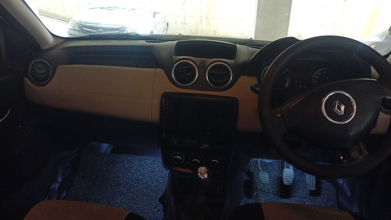 Duster image 15 Duster image 15