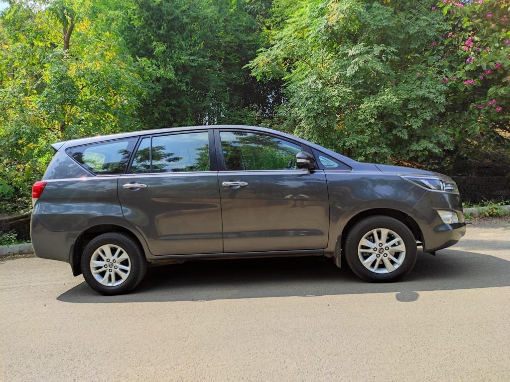 Innova Crysta image 6 Innova Crysta image 6