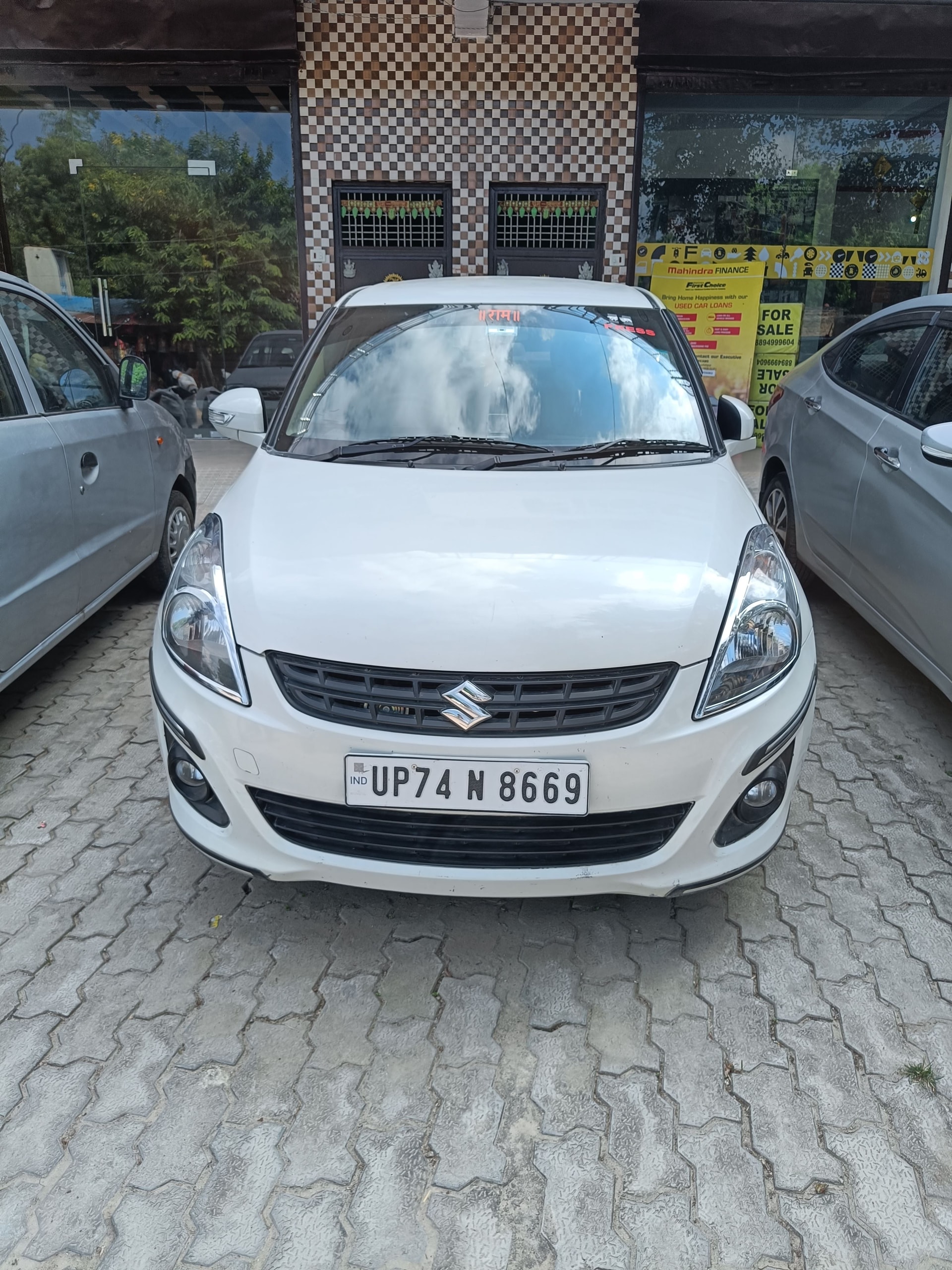 Swift DZire image 1 Swift DZire image 1