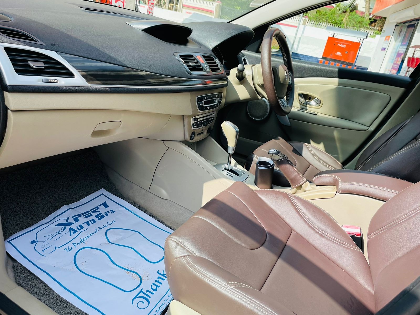 Fluence image 10 Fluence image 10