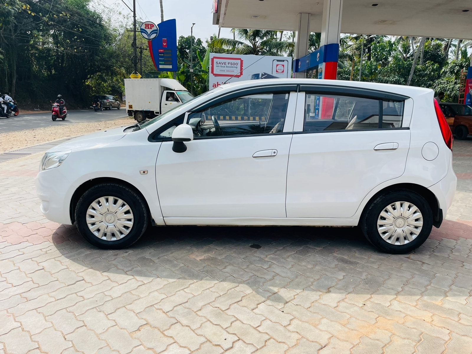 Sail UVA image 4 Sail UVA image 4