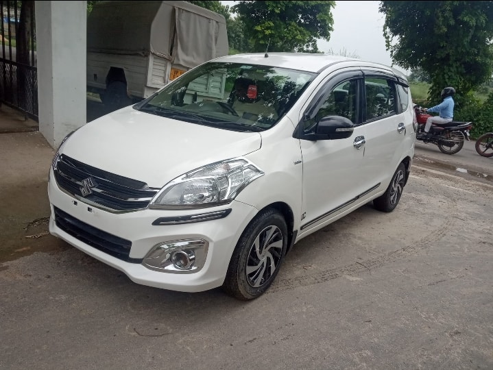 Ertiga image 1 Ertiga image 1