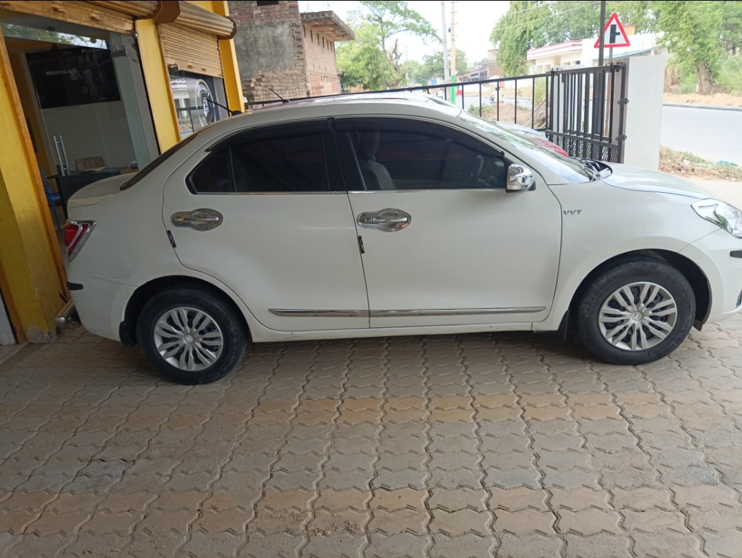 Swift DZire image 2 Swift DZire image 2