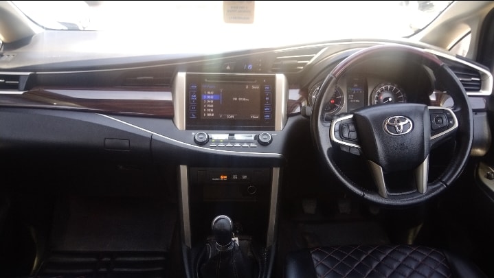 Innova Crysta image 12 Innova Crysta image 12