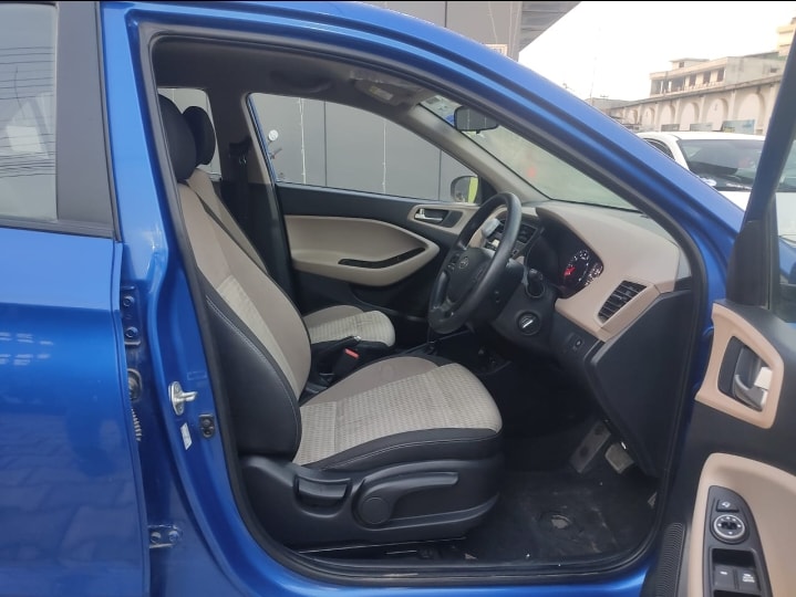 Elite i20 image 14 Elite i20 image 14