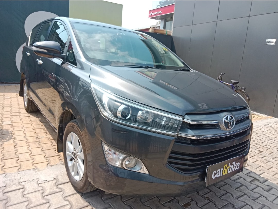 Innova Crysta image 7 Innova Crysta image 7