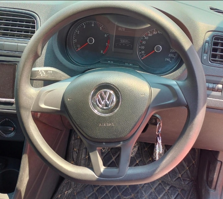 Polo image 13 Polo image 13