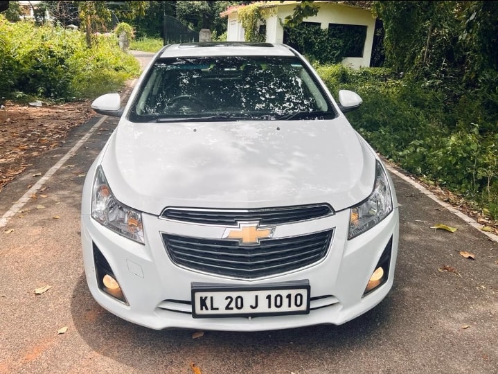 Cruze image 2 Cruze image 2