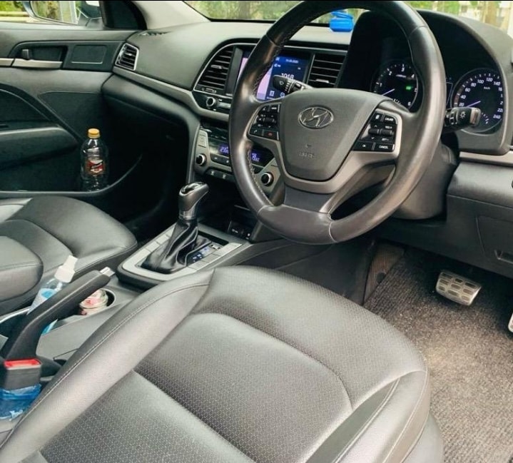 Elantra image 2 Elantra image 2