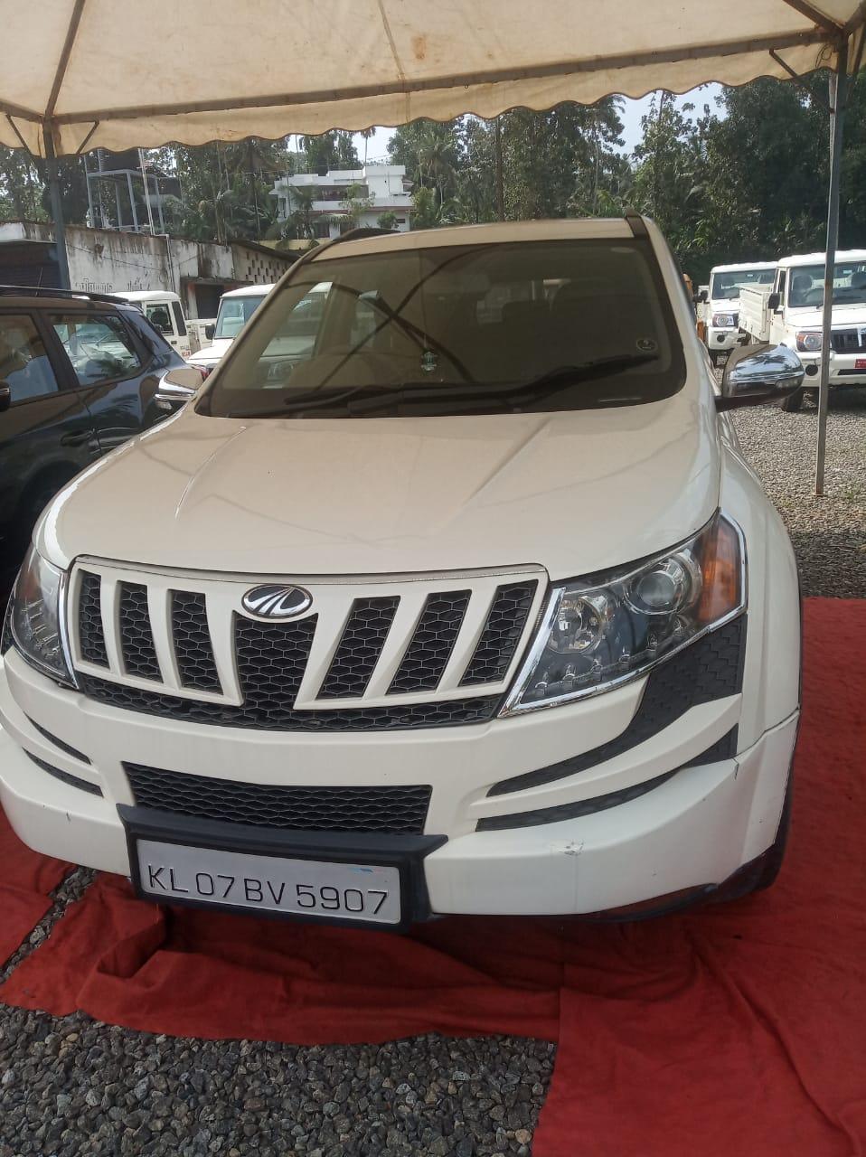 Used 2012 Mahindra XUV500 W8 FWD for sale