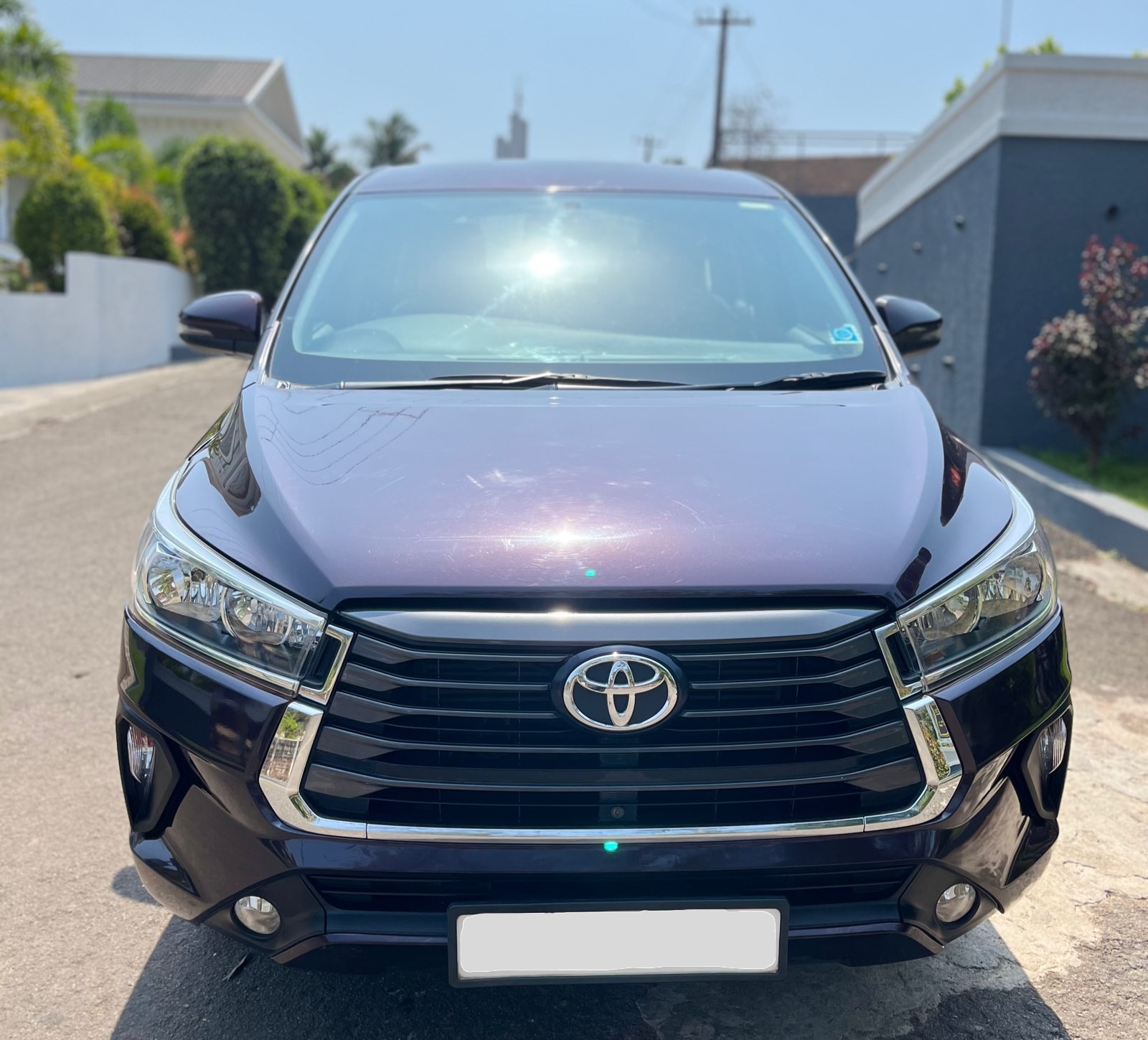 Innova Crysta image 7 Innova Crysta image 7