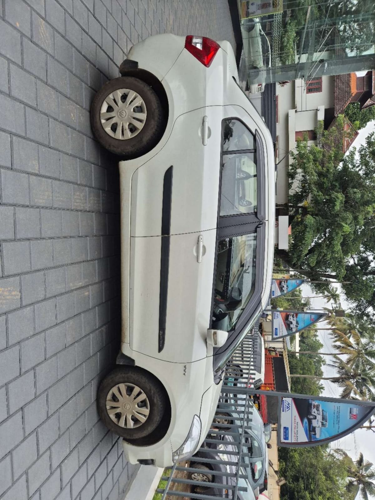 Swift DZire image 3 Swift DZire image 3