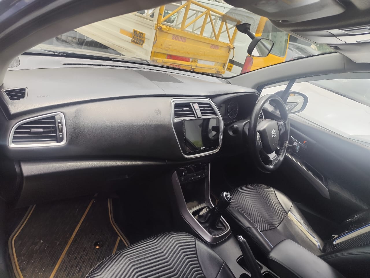 S-Cross image 9 S-Cross image 9