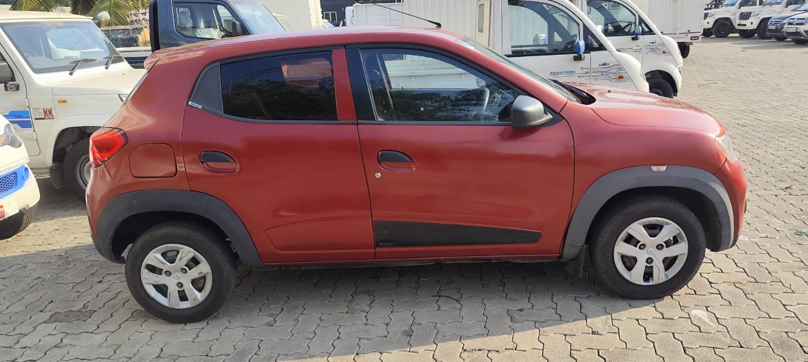 Kwid image 1 Kwid image 1