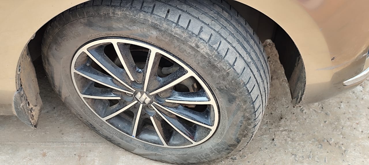 Swift DZire image 2 Swift DZire image 2