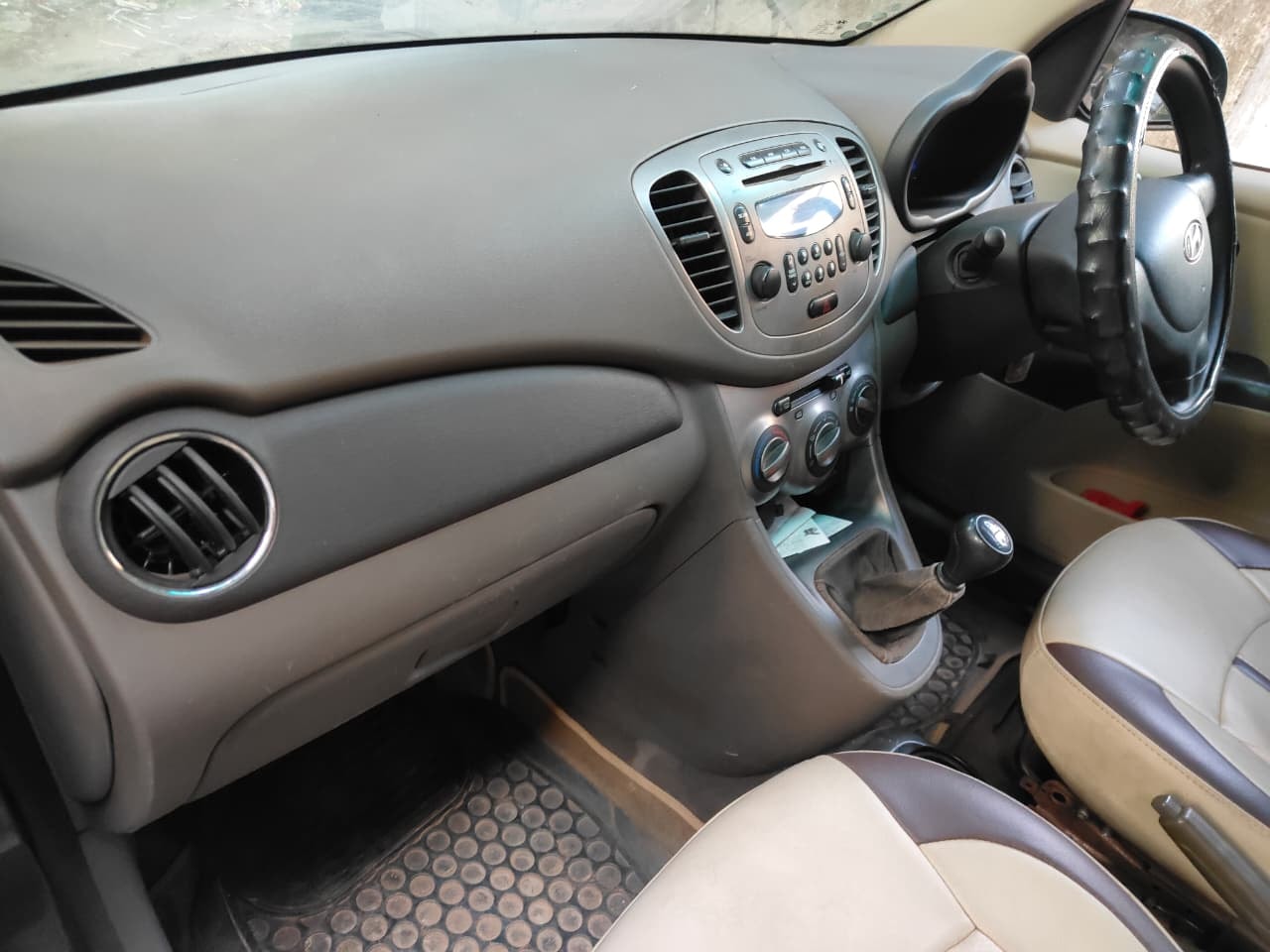 i10 image 5 i10 image 5