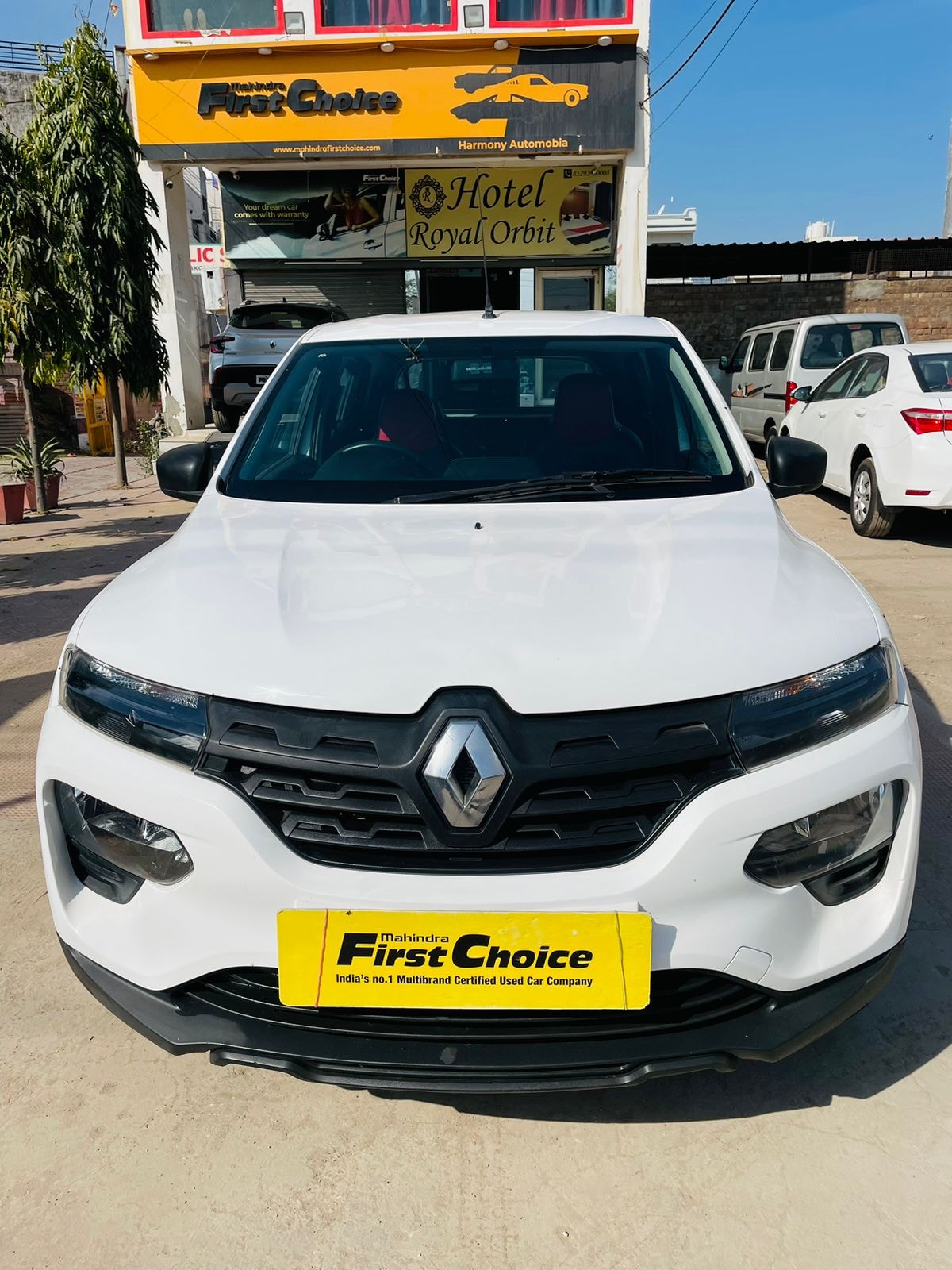 Kwid image 1 Kwid image 1