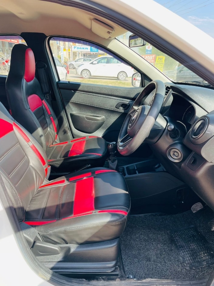 Kwid image 10 Kwid image 10