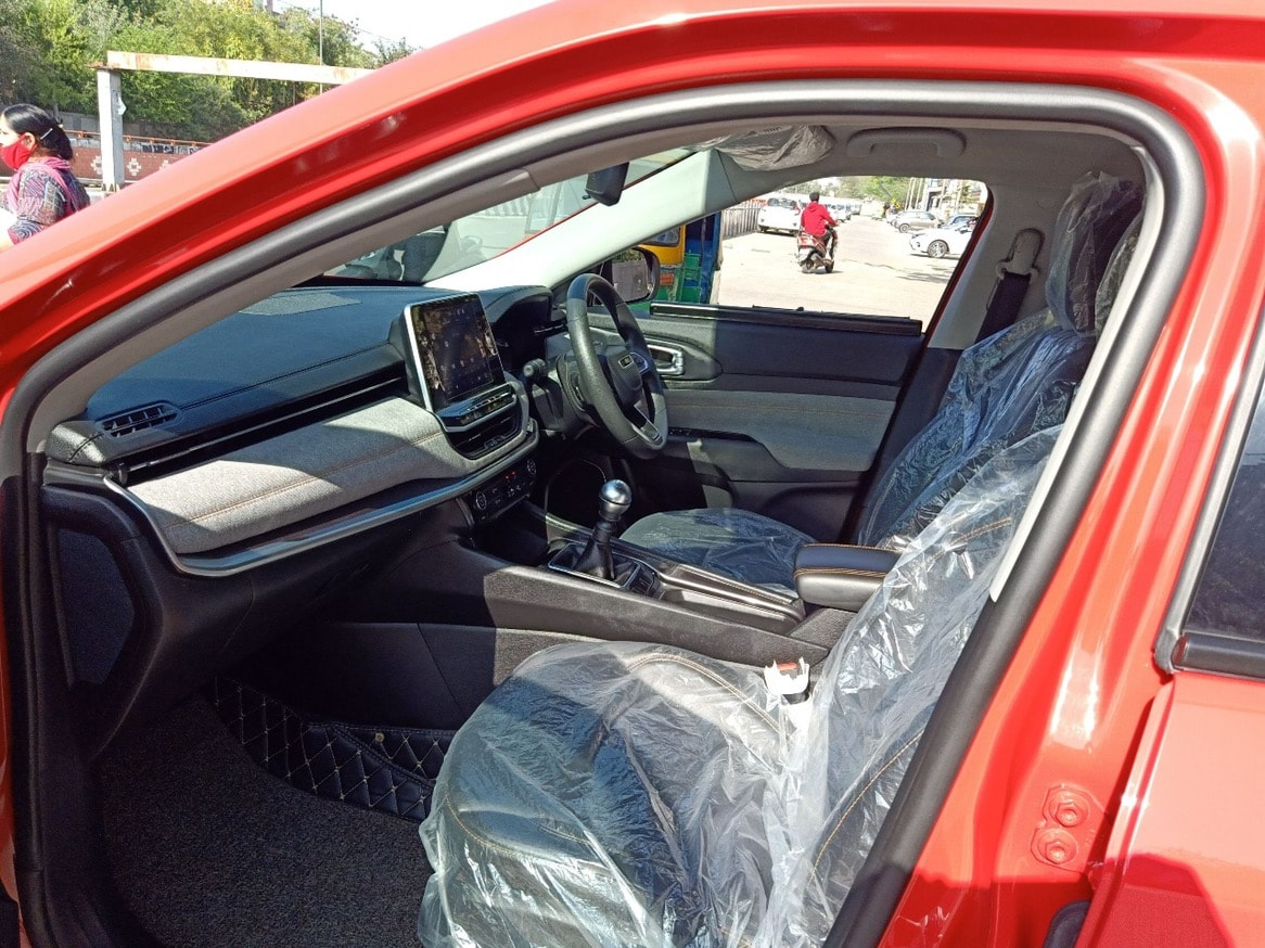 Compass image 11 Compass image 11