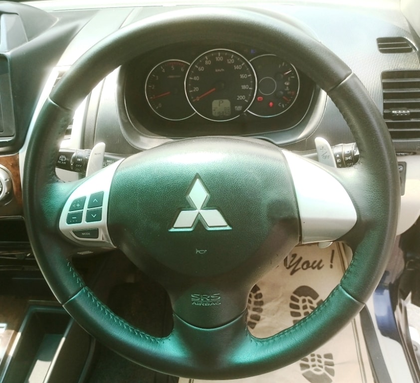 Pajero Sport image 16 Pajero Sport image 16