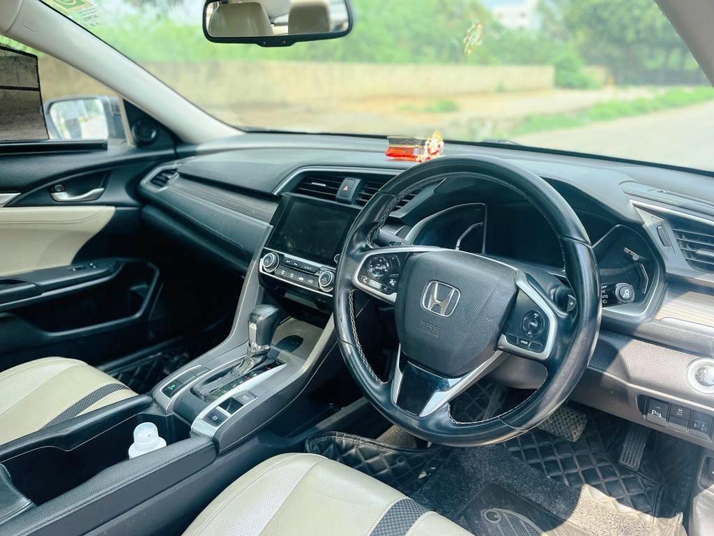 Civic image 8 Civic image 8