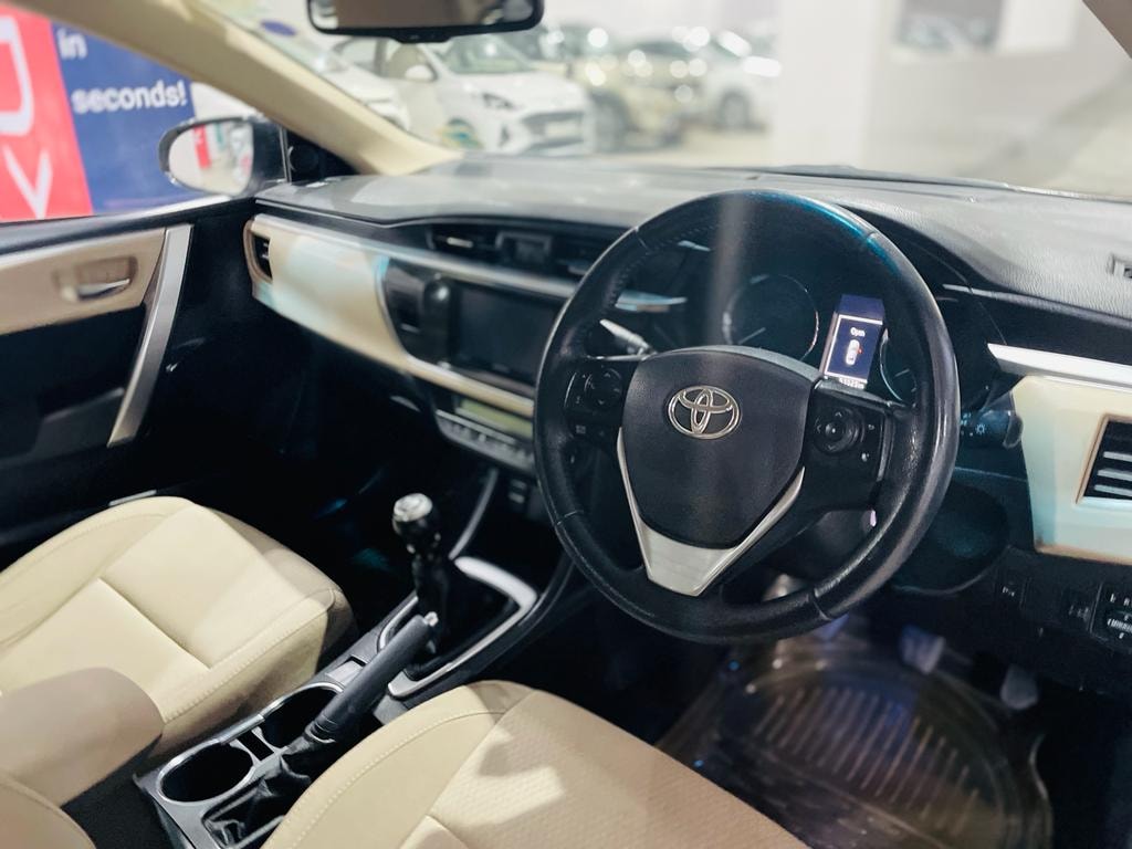 Corolla Altis image 13 Corolla Altis image 13