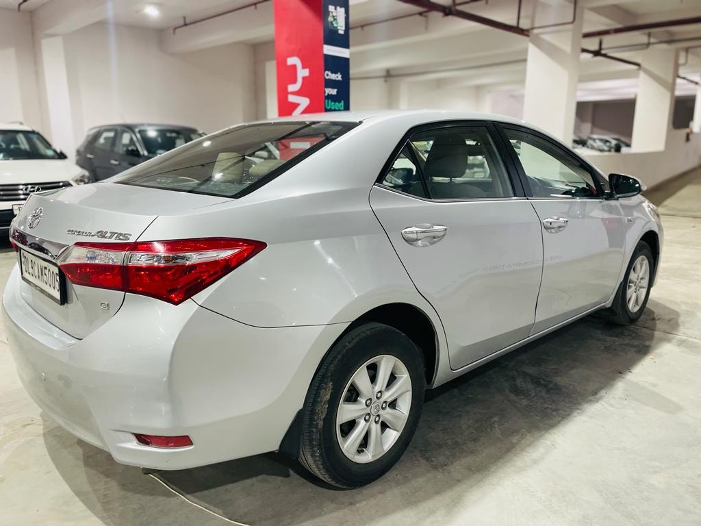 Corolla Altis image 6 Corolla Altis image 6