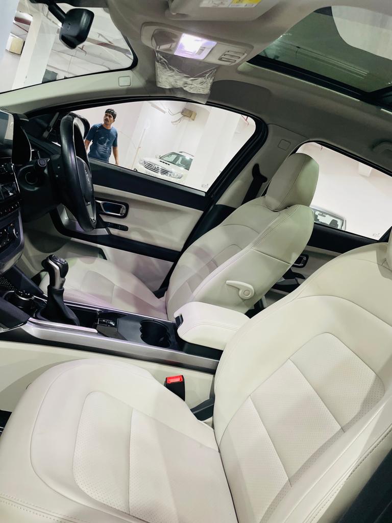 2021 Tata Safari XZA Plus Back Seats 