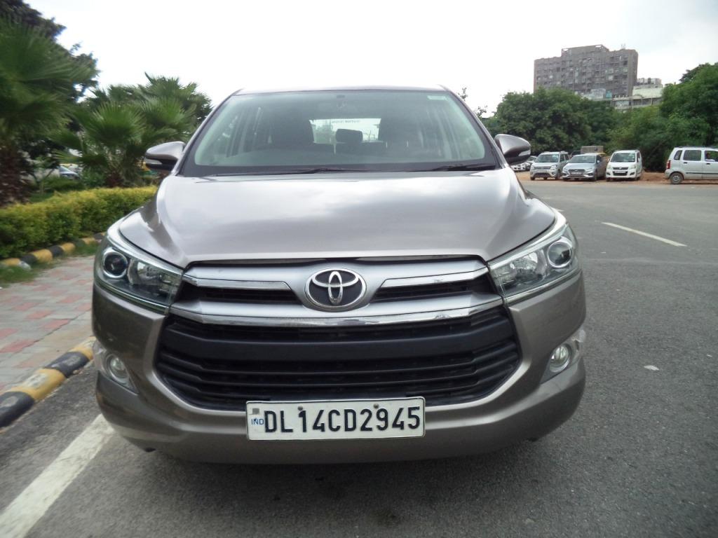 Used 2017 Toyota Innova Crysta 2.4 VX MT 8-Seater BS IV for sale