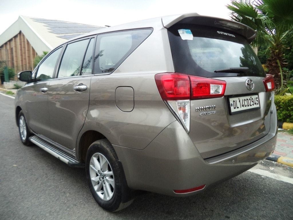 Innova Crysta image 3 Innova Crysta image 3