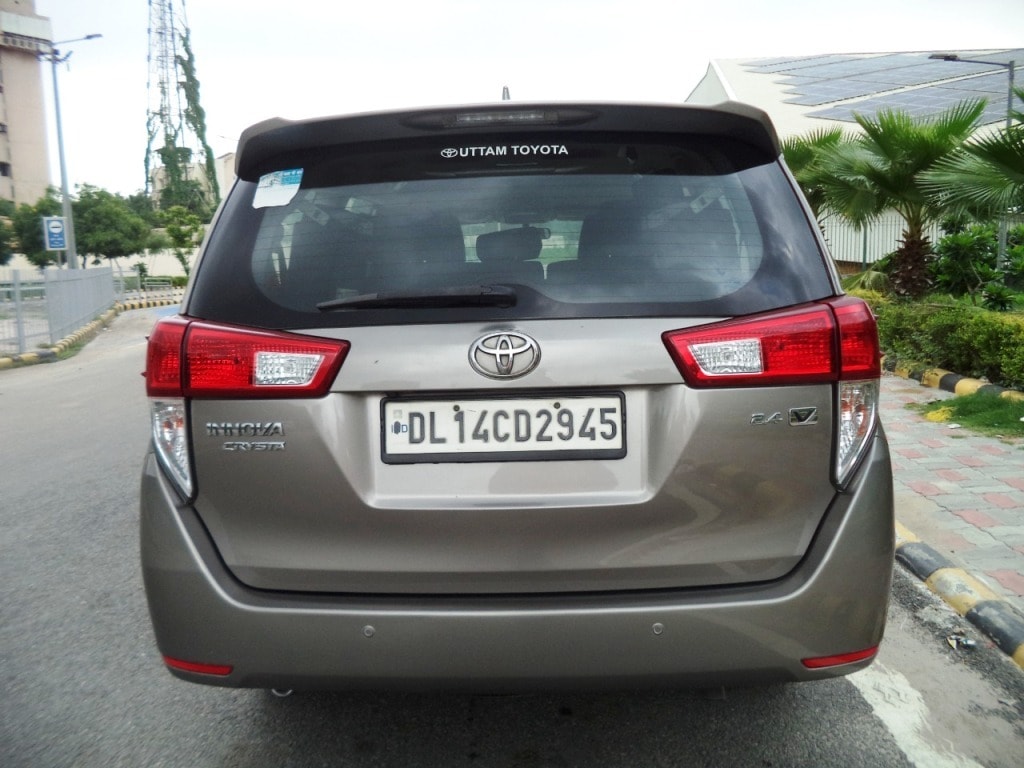 Innova Crysta image 4 Innova Crysta image 4