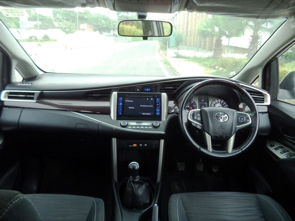 Innova Crysta image 13 Innova Crysta image 13